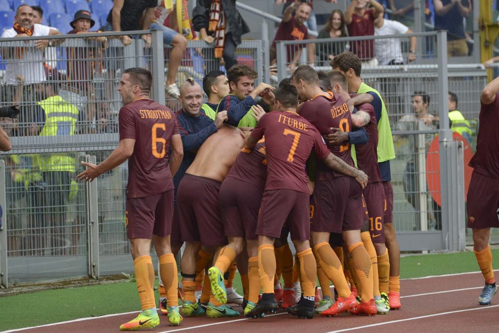 L'esultanza al gol di Totti
