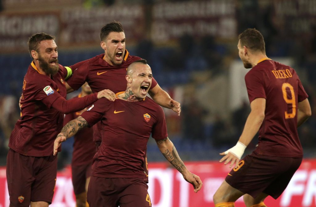 Nainggolan festeggia il gol contro il Milan